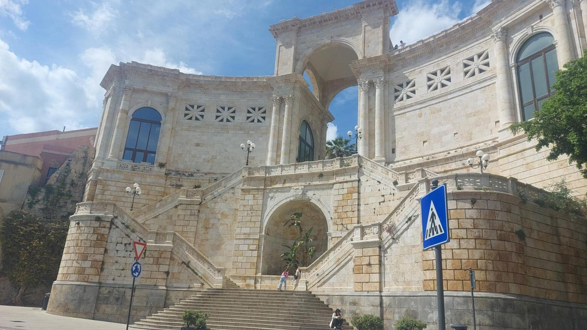 קליארי Bastione Home - Casa "Vicky" מראה חיצוני תמונה